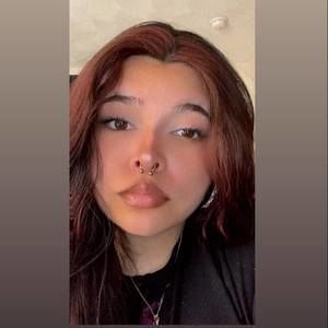 Meet your Posher, Selena